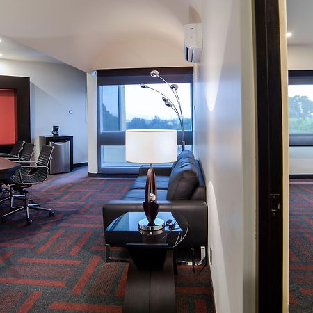Holiday Inn Mexico Dali Airport By Ihg Room photo