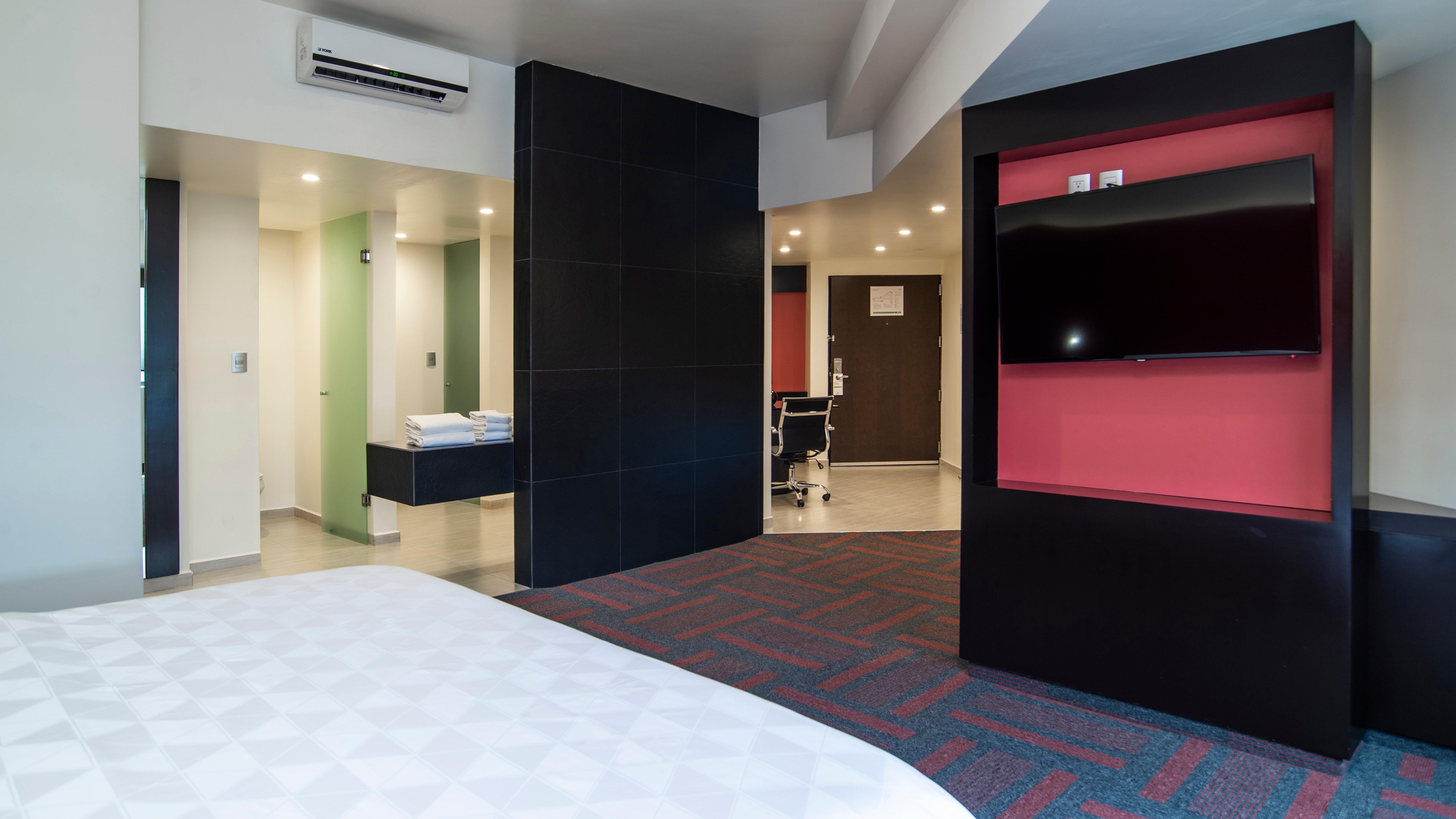 Holiday Inn Mexico Dali Airport By Ihg Exterior photo